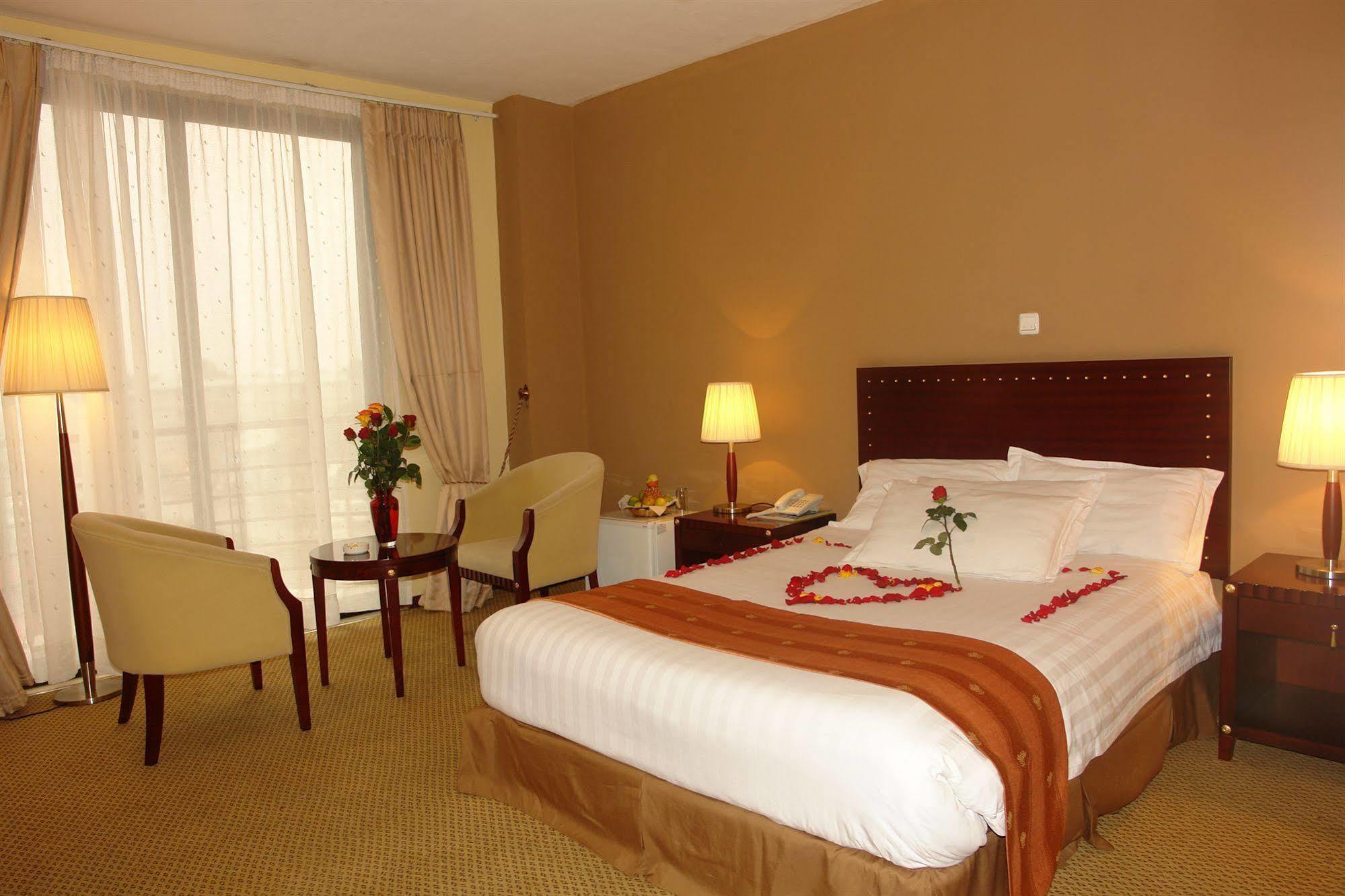 Soramba Hotel Business Plc Аддис-Абеба Экстерьер фото